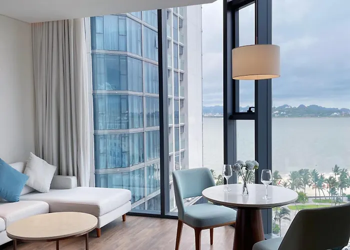 A La Carte Bay Sea View Hạ Long